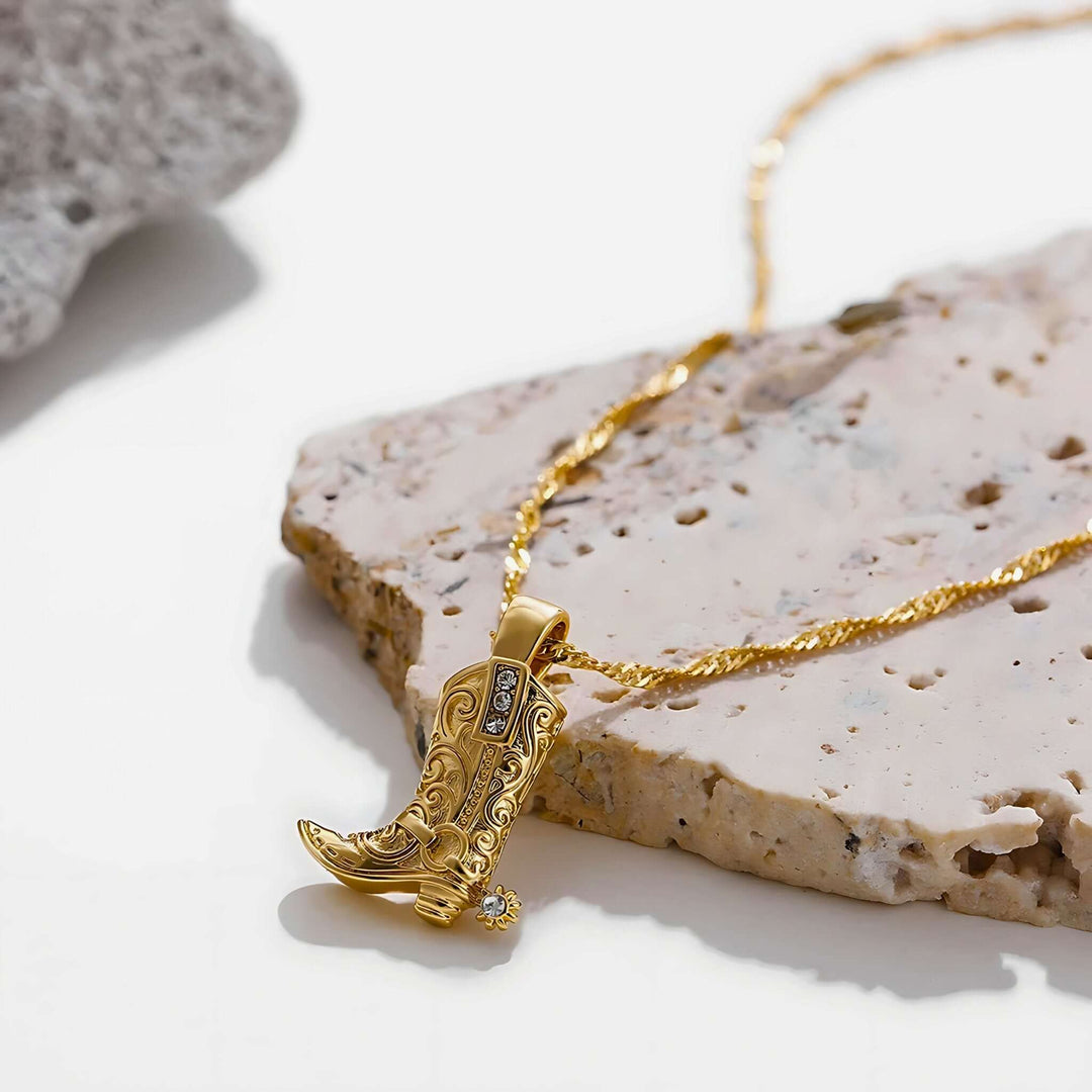 Cowgirl Charm Necklace - Molvana