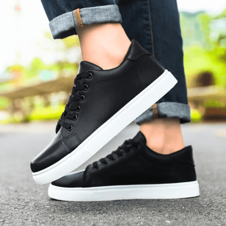 Molvana - Blackwood Classic Sneaker - 14:193#Black B502;200000124:200000899;200007763:201336100