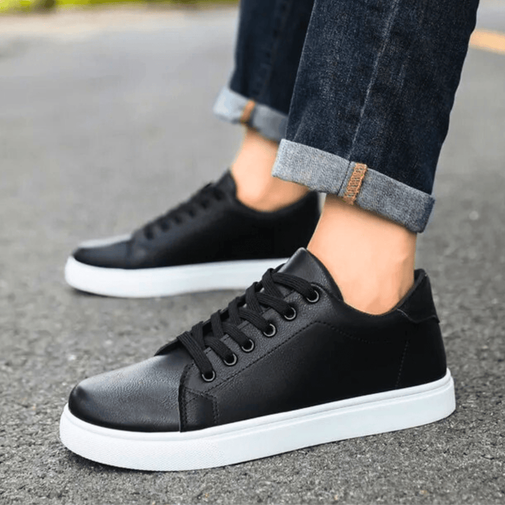 Molvana - Blackwood Classic Sneaker - 14:193#Black B502;200000124:200000899;200007763:201336100