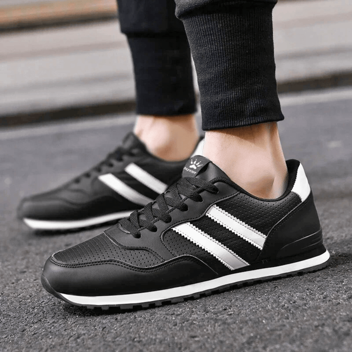 Nortvale - AeroStride Performance Sneakers - 14:193#Black;200000124:200000364