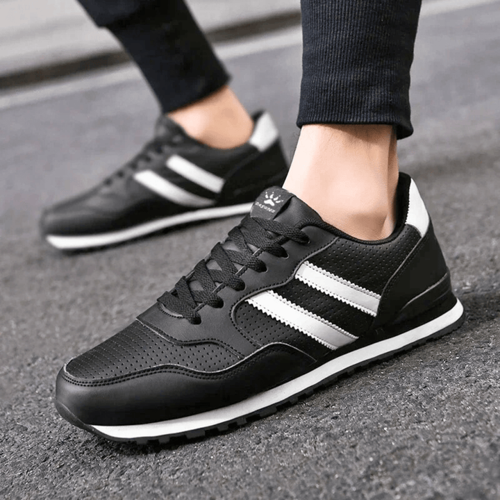 Nortvale - AeroStride Performance Sneakers - 14:193#Black;200000124:200000364