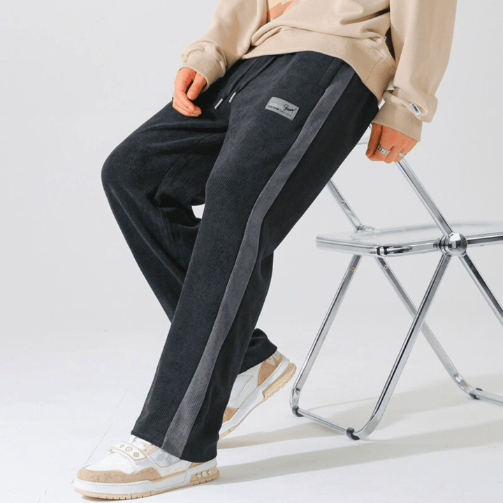 Nortvale - Relaxed Corduroy Joggers - 000000000