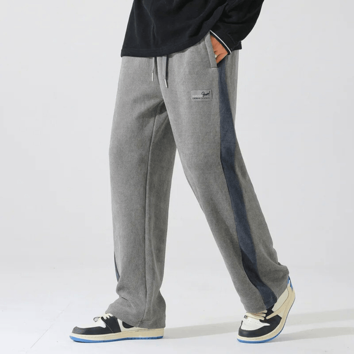 Nortvale - Relaxed Corduroy Joggers - 000000000