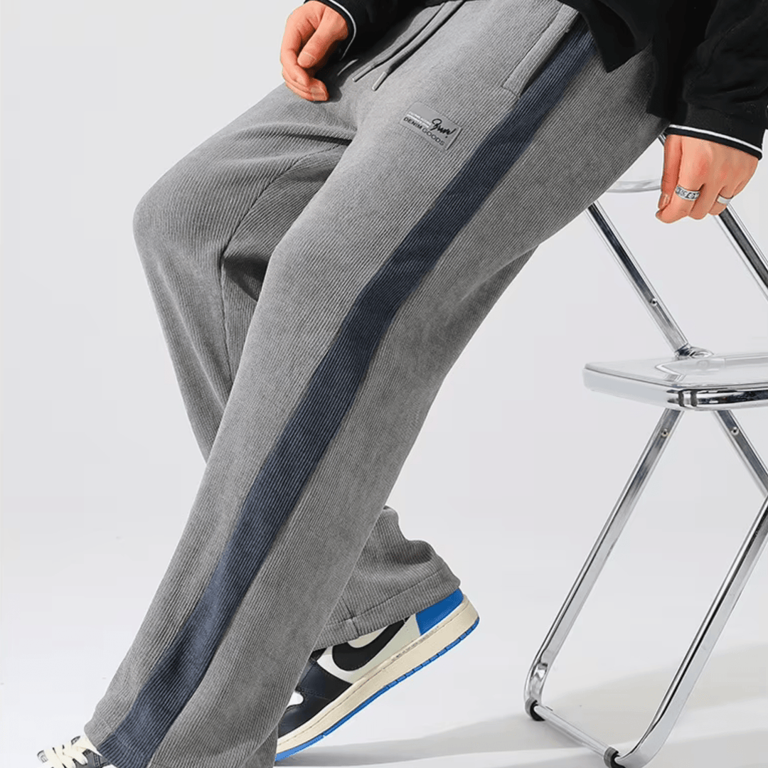 Nortvale - Relaxed Corduroy Joggers - 000000000