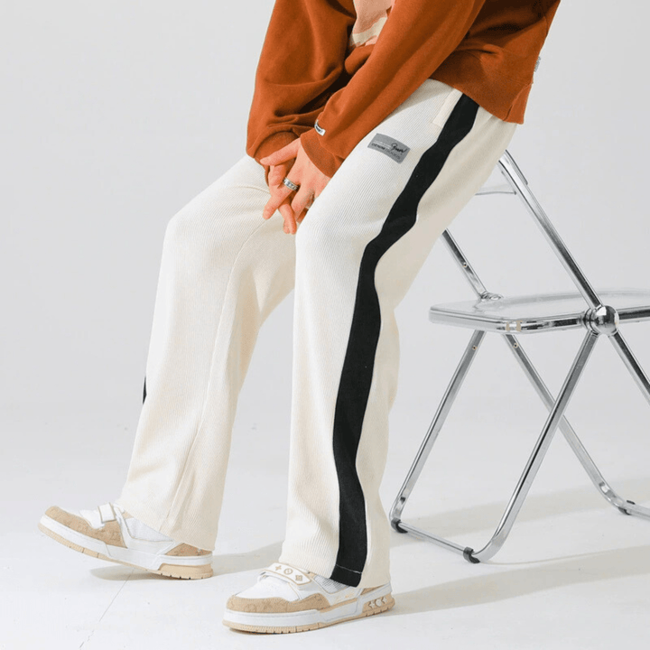 Nortvale - Relaxed Corduroy Joggers - 000000000