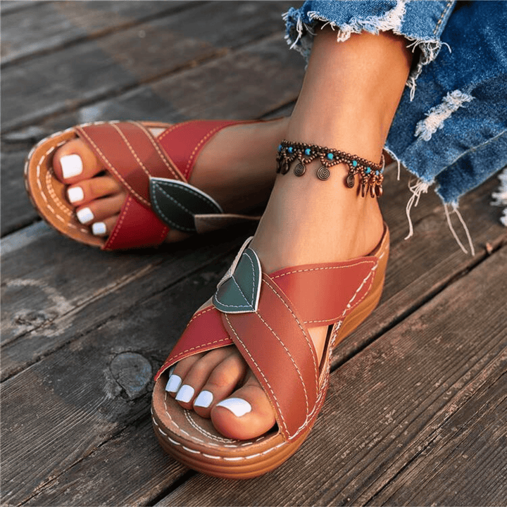 Nortvale - Retro Leather Wedge Sandals - 14:10#Red;200000124:200000334