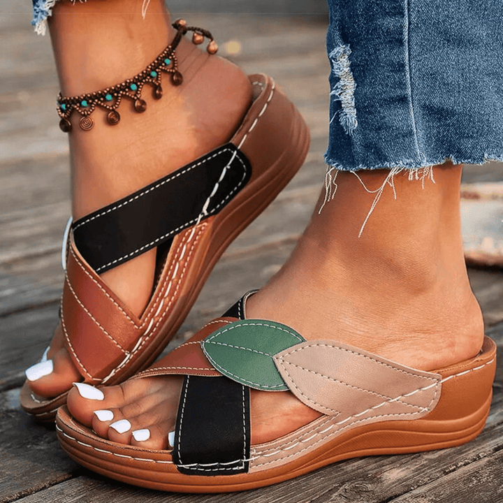 Nortvale - Retro Leather Wedge Sandals - 14:193#Black;200000124:200000334