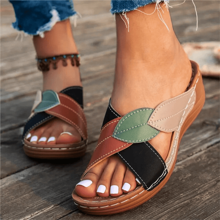 Nortvale - Retro Leather Wedge Sandals - 14:193#Black;200000124:200000334