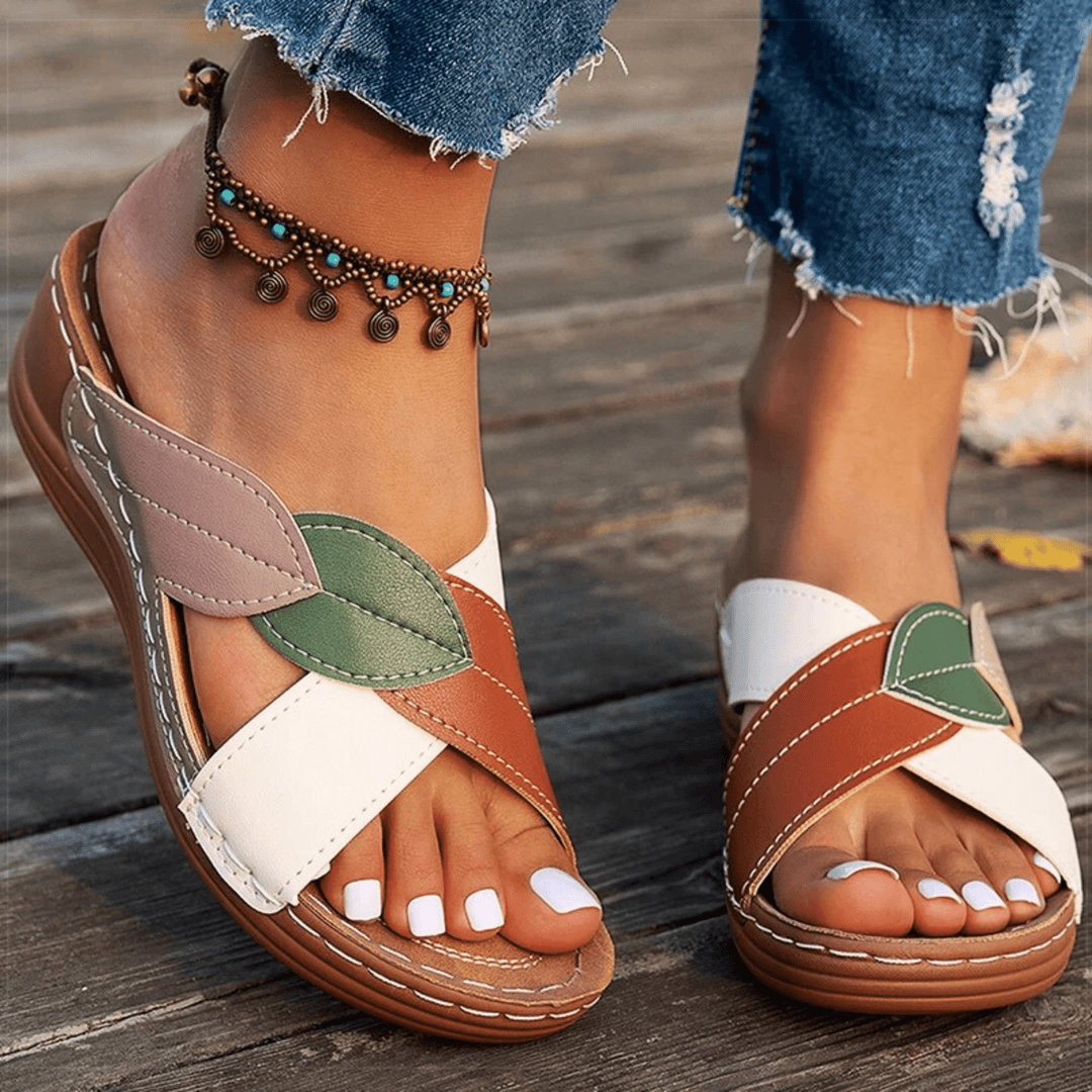 Nortvale - Retro Leather Wedge Sandals - 14:29#White;200000124:200000334