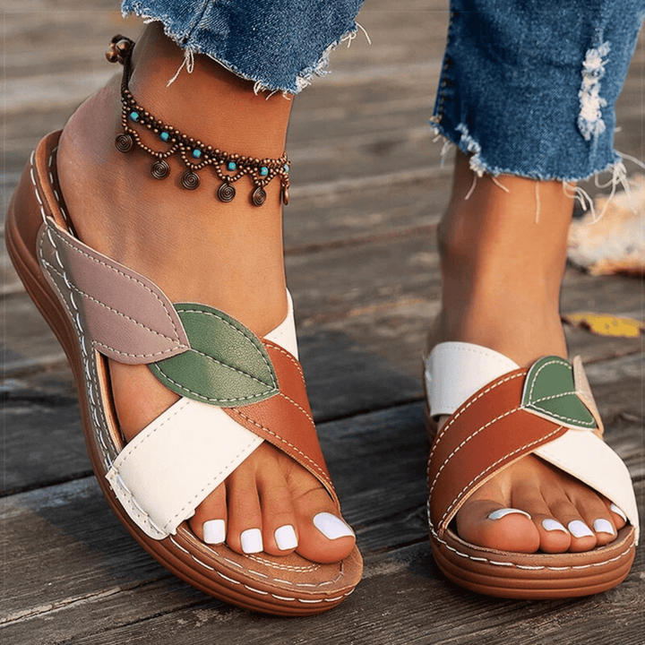 Nortvale - Retro Leather Wedge Sandals - 14:29#White;200000124:200000334