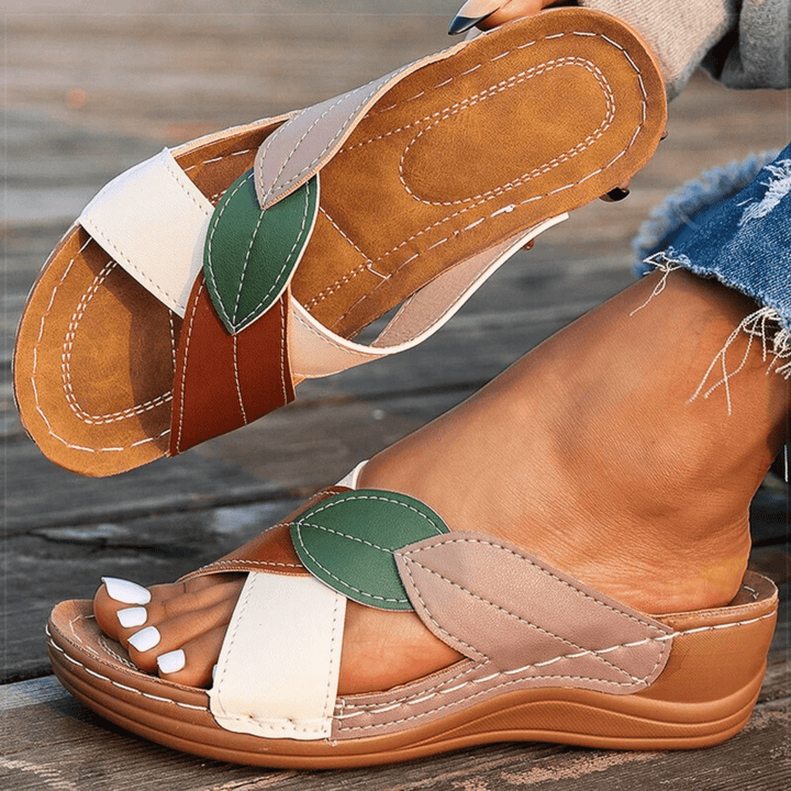 Nortvale - Retro Leather Wedge Sandals - 14:29#White;200000124:200000334