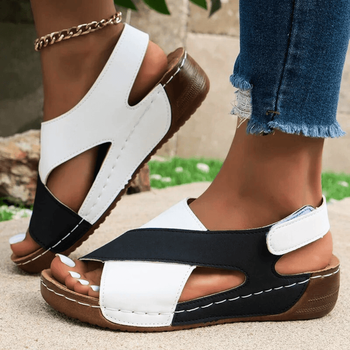 Nortvale - Two - Toned Leather Sandals - 14:193#Black;200000124:200000334