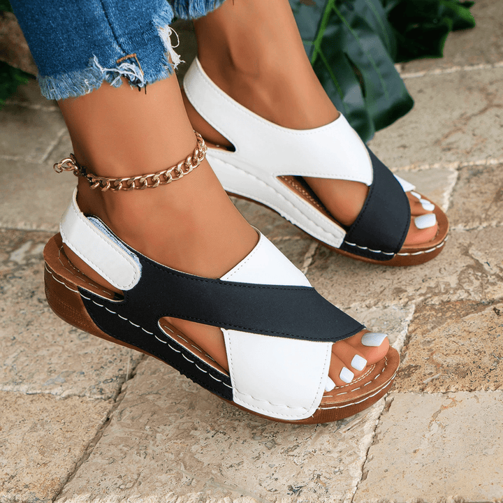 Nortvale - Two - Toned Leather Sandals - 14:193#Black;200000124:200000334