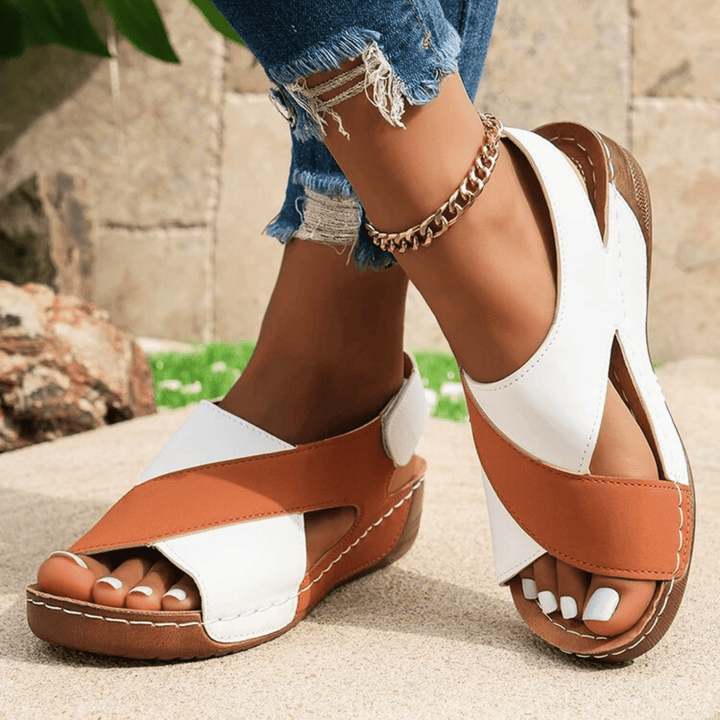Nortvale - Two - Toned Leather Sandals - 14:366#Brown;200000124:200000334