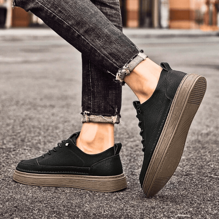 Nortvale - Vulcanized Genuine Leather Sneakers - 14:193#Black;200000124:200000334